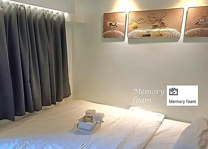 Apartment Velvet Near Moa With A Cozy, Comfy Bed *
