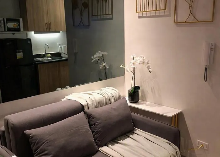 Velvet Near Moa With A Cozy, Comfy Bed * Manila